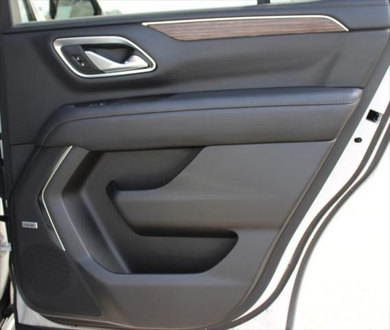 Photo of 2022 White Chevrolet Tahoe