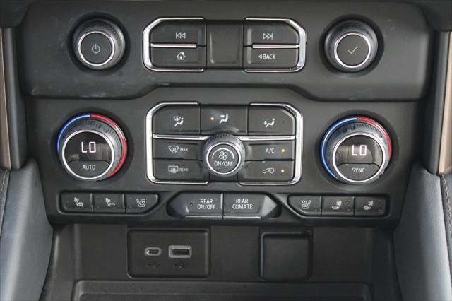 Photo of 2022 White Chevrolet Tahoe