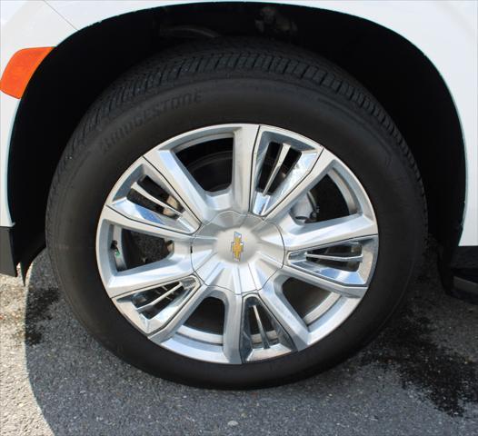 Photo of 2022 White Chevrolet Tahoe