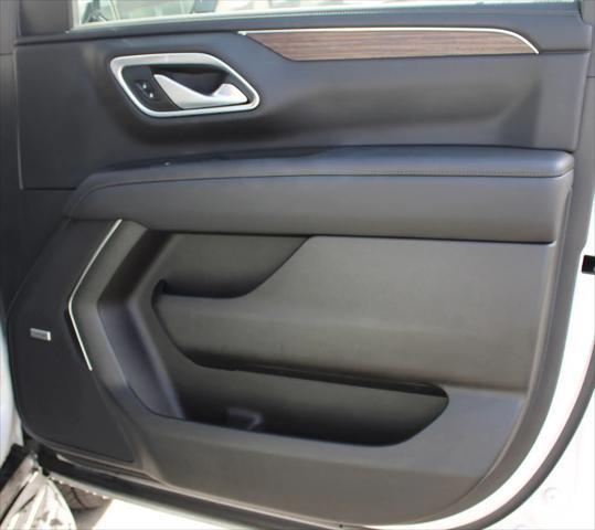 Photo of 2022 White Chevrolet Tahoe