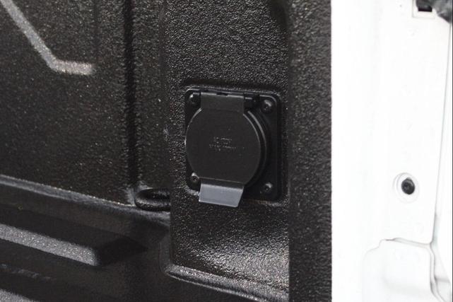 Photo of 2023 Summit White GMC Sierra 2500