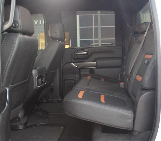 Photo of 2023 Summit White GMC Sierra 2500