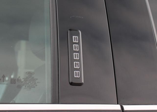 Photo of 2024 Iconic Silver Metallic Ford F-250