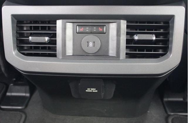 Photo of 2026 Star White Metallic Tri-Coat Ford F-250