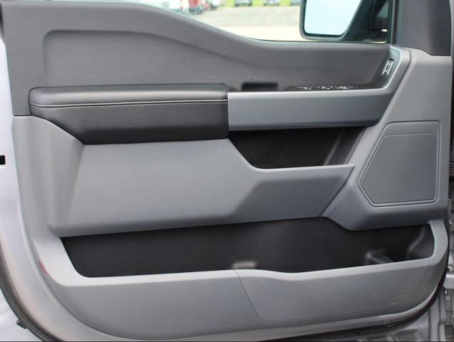 Photo of 2023 Iconic Silver Metallic Ford F-150