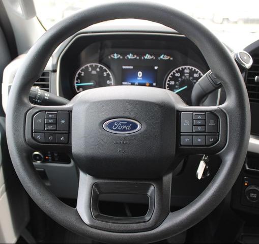 Photo of 2023 Iconic Silver Metallic Ford F-150