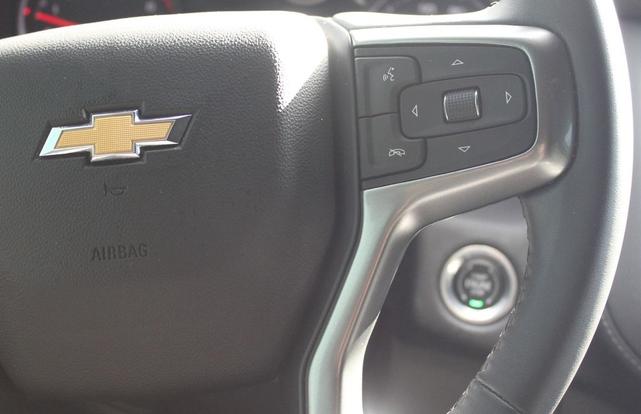 Photo of 2023 Summit White Chevrolet Tahoe