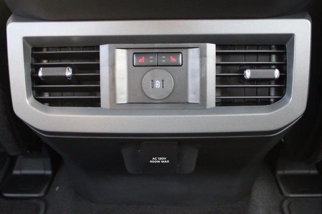 Photo of 2026 Agate Black Metallic Ford F-250