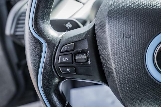 Photo of 2016 Platinum Silver w/BMW i Frozen Blue Accent BMW i3