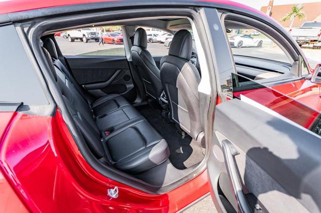 Photo of 2022 Red Multi-Coat Tesla Model Y