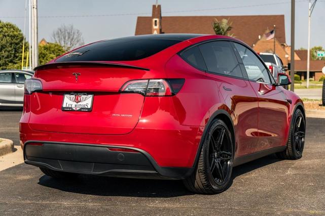 Photo of 2022 Red Multi-Coat Tesla Model Y