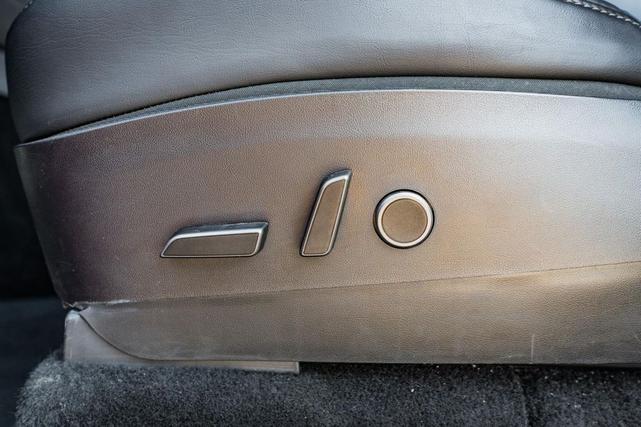 Photo of 2022 Red Multi-Coat Tesla Model Y