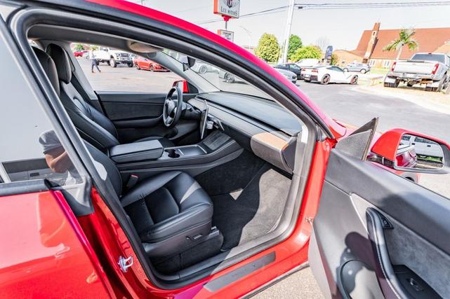 Photo of 2022 Red Multi-Coat Tesla Model Y