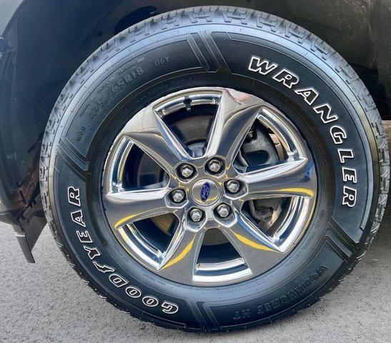 Photo of 2018 Shadow Black Ford F-150