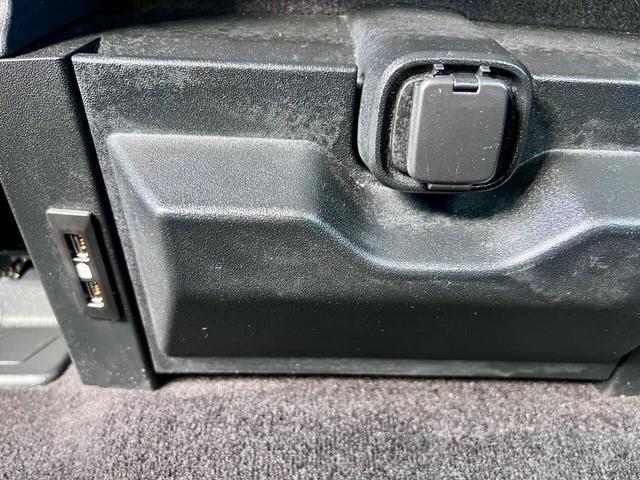 Photo of 2018 Shadow Black Ford F-150