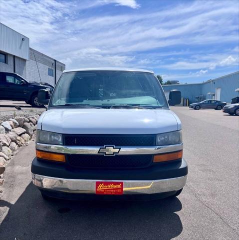 Photo of 2014 Summit White Chevrolet Express 1500
