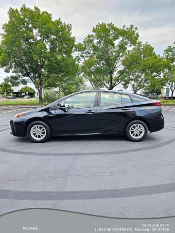 Photo of 2022 Midnight Black Metallic Toyota Prius