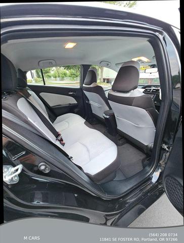 Photo of 2022 Midnight Black Metallic Toyota Prius