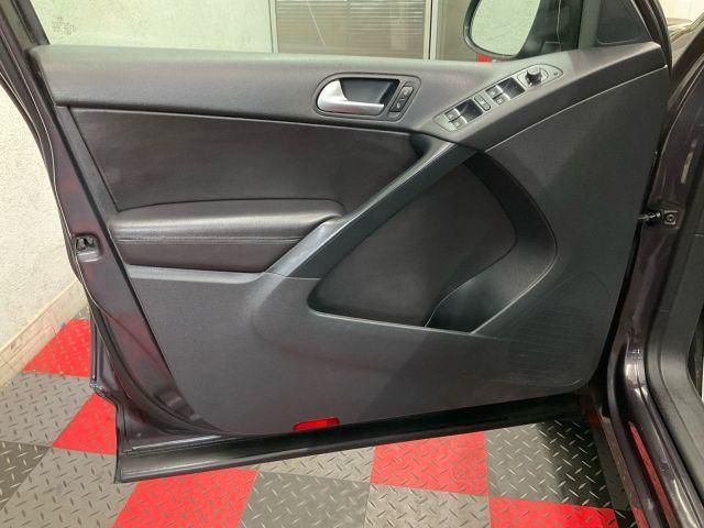 Photo of 2016 Panther Gray Metallic Volkswagen Tiguan