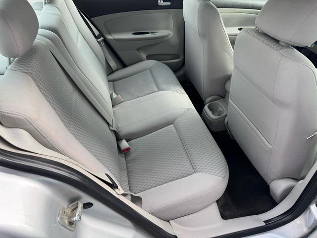 Photo of 2010 Silver Ice Metallic Chevrolet Cobalt