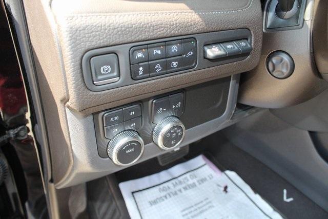 Photo of 2022 Onyx Black GMC Yukon