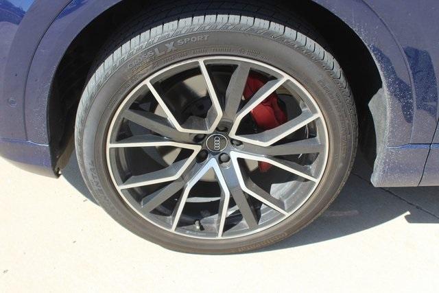 Photo of 2019 Navarra Blue Metallic Audi Q8