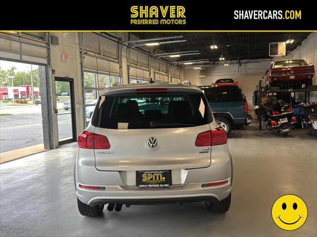 Photo of 2017 Reflex Silver Metallic Volkswagen Tiguan