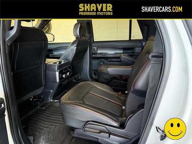 Photo of 2020 Star White Metallic Tri-Coat Ford Expedition Max