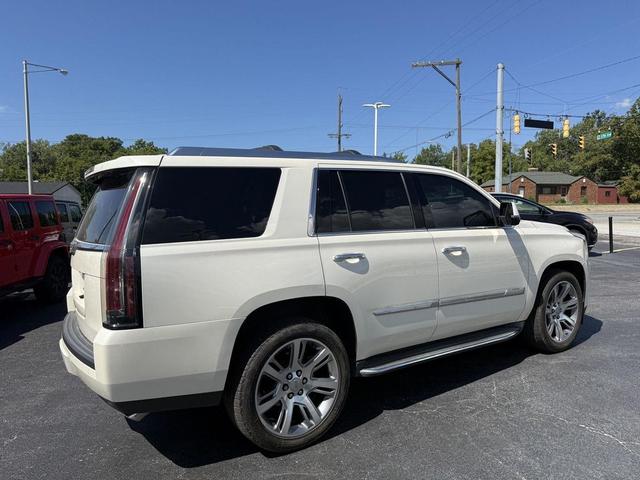 Photo of 2015 White Diamond Tricoat Cadillac Escalade