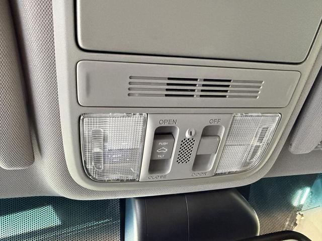 Photo of 2013 Alabaster Silver Metallic Honda Accord