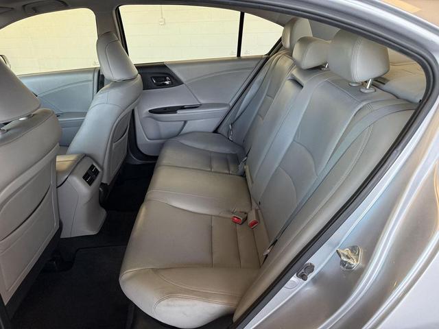 Photo of 2013 Alabaster Silver Metallic Honda Accord