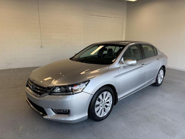 Photo of 2013 Alabaster Silver Metallic Honda Accord