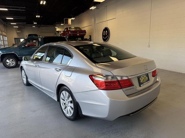 Photo of 2013 Alabaster Silver Metallic Honda Accord