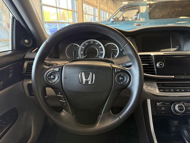Photo of 2013 Alabaster Silver Metallic Honda Accord