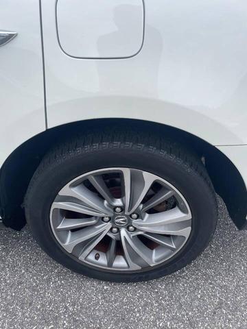 Photo of 2017 White Diamond Pearl Acura MDX