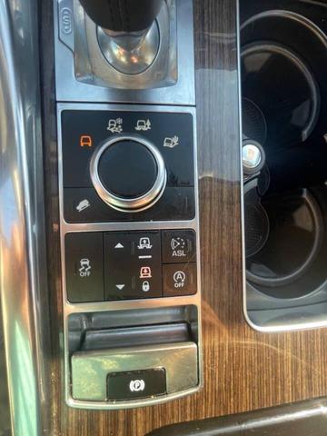 Photo of 2014 Causeway Gray Metallic Land Rover Range Rover Sport
