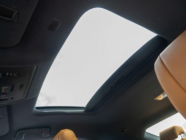 Photo of 2020 Eminent White Pearl Lexus RC 300