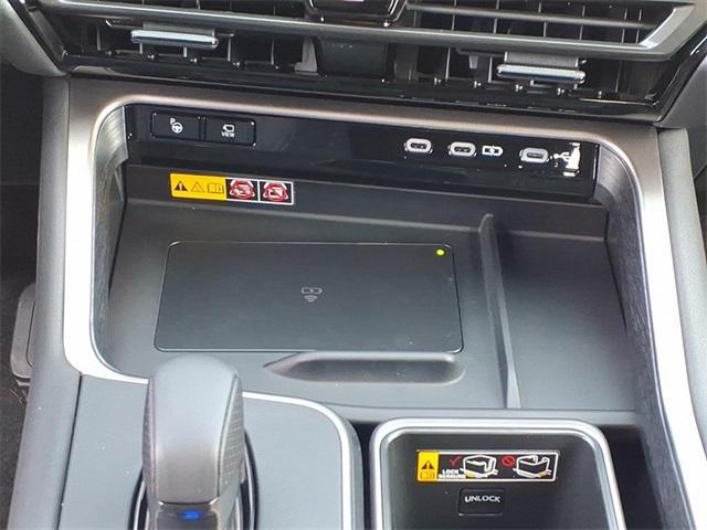 Photo of 2025 Wind Chill Pearl Lexus TX 350