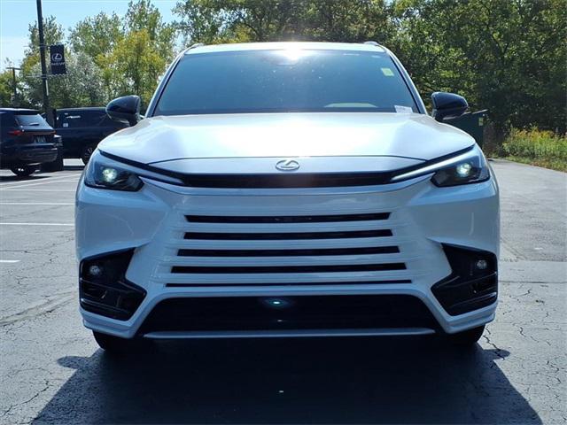 Photo of 2025 Wind Chill Pearl Lexus TX 350