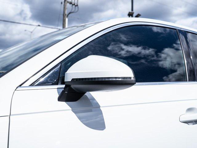 Photo of 2017 White Audi A4