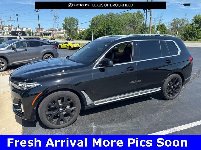 2021 BMW X7