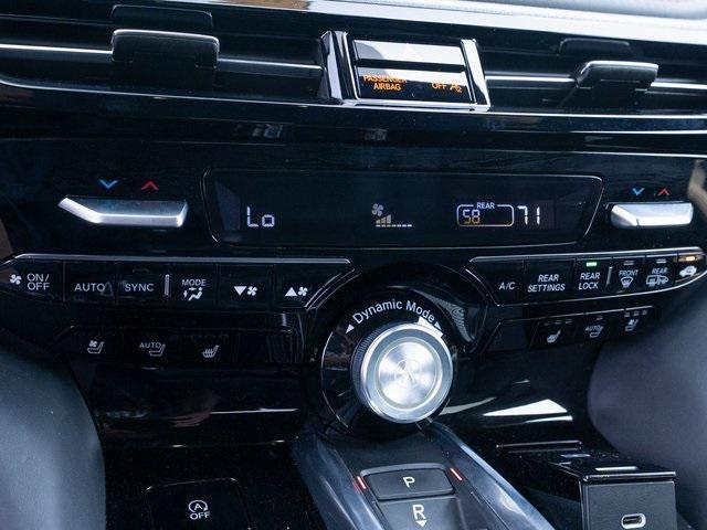 Photo of 2022 Black Acura MDX