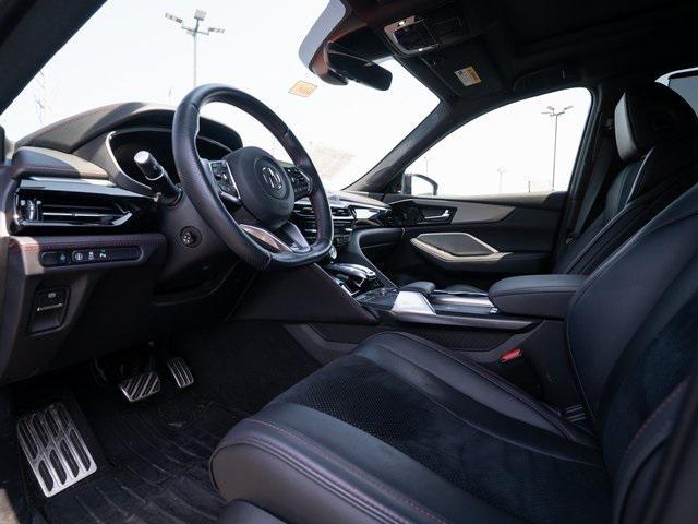 Photo of 2022 Black Acura MDX