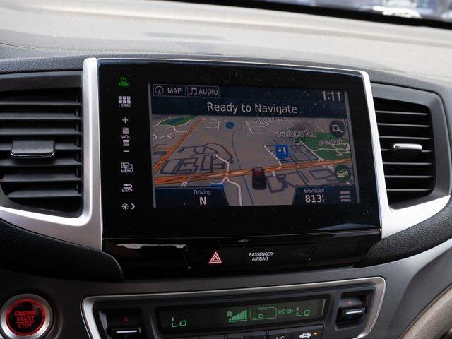 Photo of 2016 Black Forest Pearl Honda Pilot