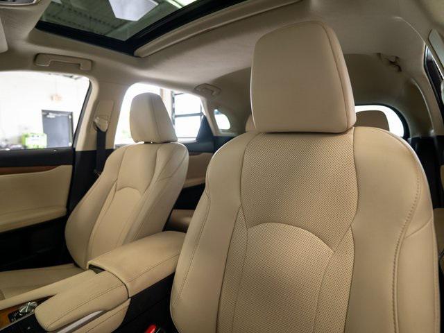 Photo of 2021 Black Lexus RX 350