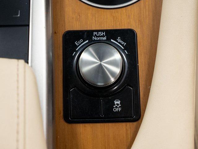 Photo of 2021 Black Lexus RX 350
