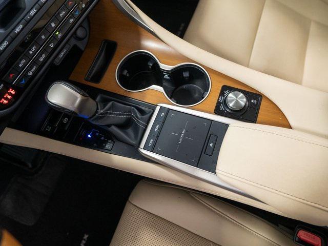 Photo of 2021 Black Lexus RX 350