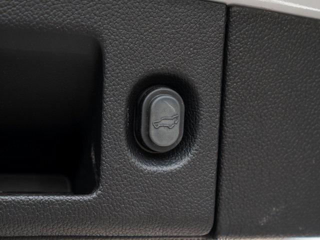 Photo of 2020 Summit White Chevrolet Tahoe