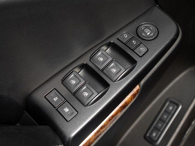 Photo of 2020 Summit White Chevrolet Tahoe