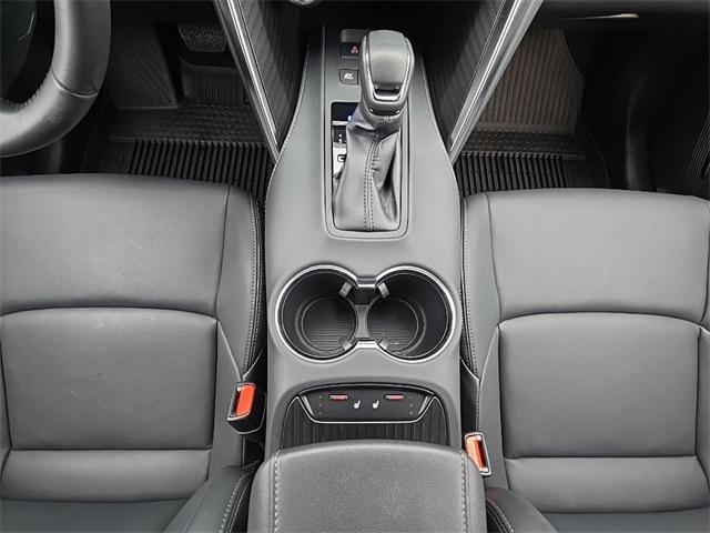 Photo of 2024 Wind Chill Pearl Toyota Venza